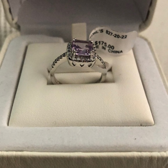 Amethyst & Cubic Zirconia Ring - Picture 1 of 3